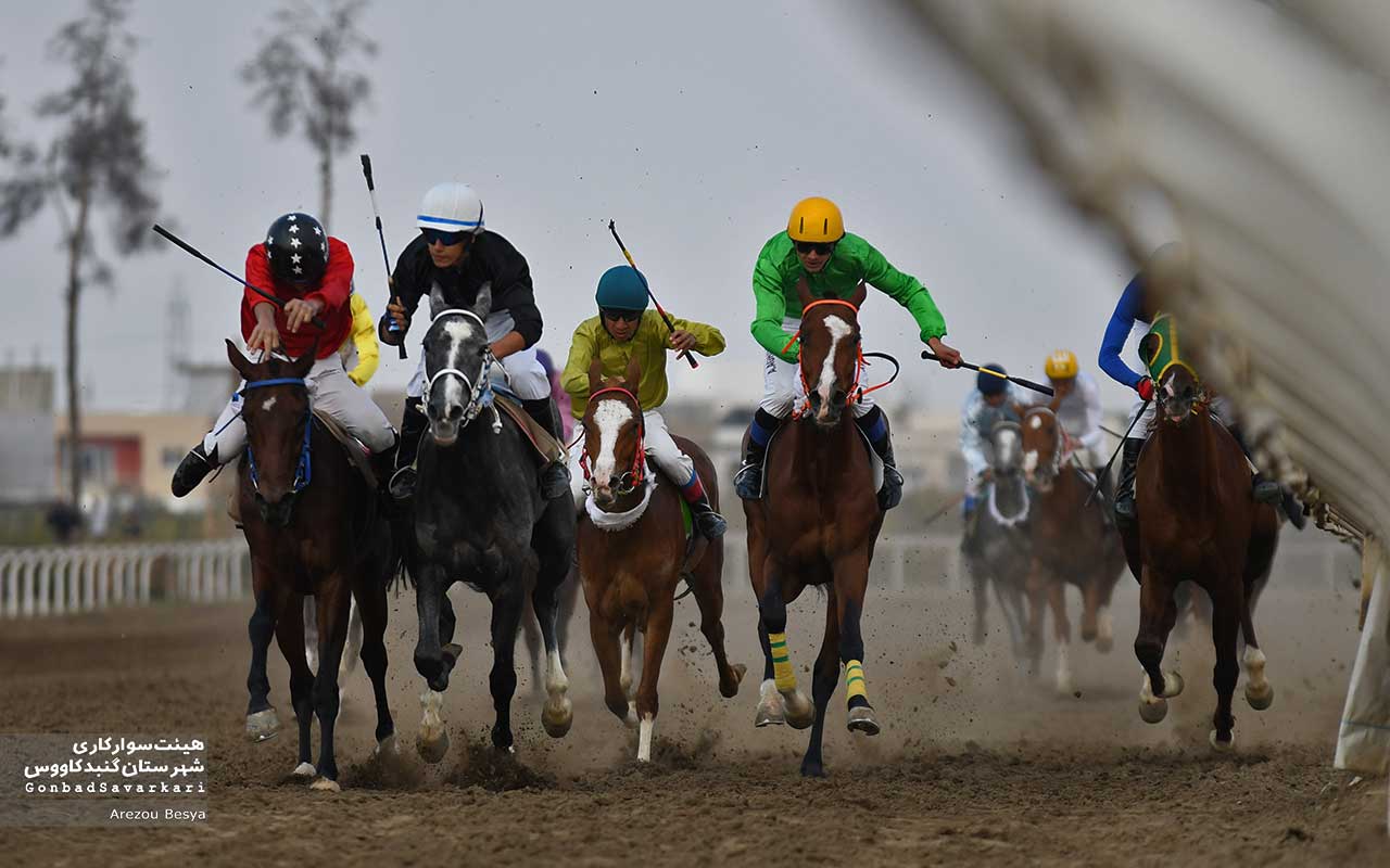 گزارش تصویری روز سوم هفته سوم مسابقات اسبدوانی پاییز ۱۴۰۴ گنبدکاووس